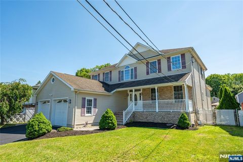 Photo of 25 Park Place, Little Falls, NJ 07424 (MLS # 26027898)