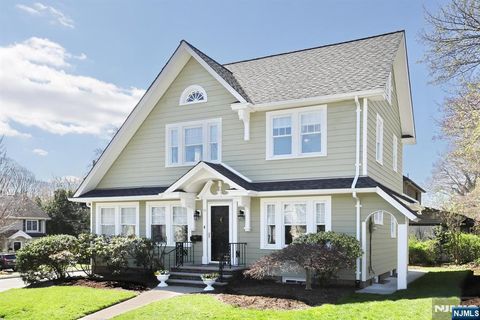 61 Fairview Avenue Glen Rock NJ 07452