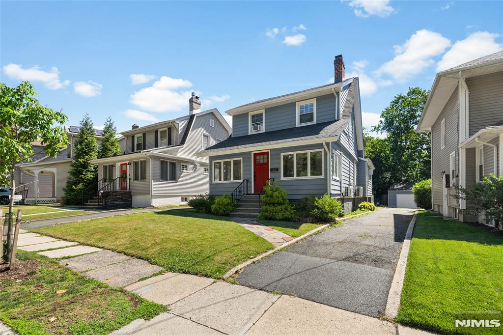 415 Orange Road