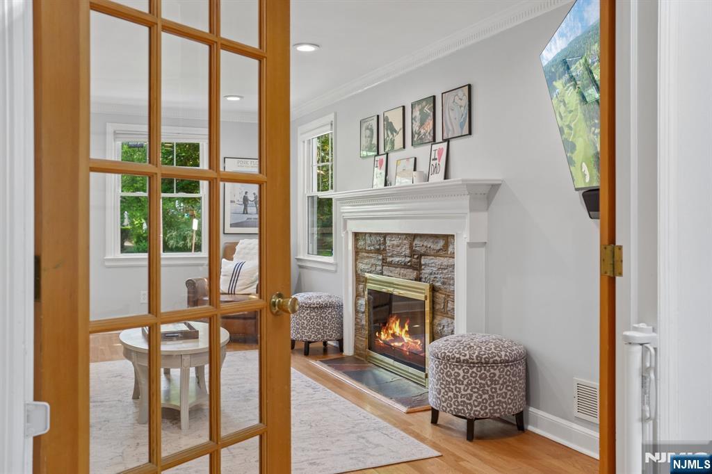 23 Benvenue Avenue
