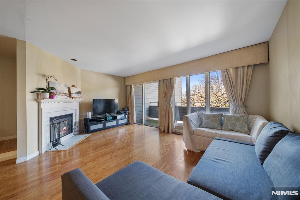 70 Meadowview Court