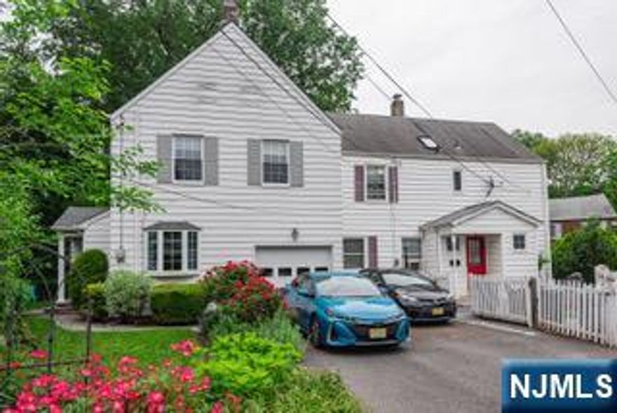 updated 3 bedrooms 2 bathrooms home with Family room and finished basement in a great location in Radbun area. Cul-de sac street with back yard to Radburn park. Entry foyer has a closet and bathroom. Large eat-in kitchen living room, open to large bright family room looking over to the park,perfect for extra living space,a home office,or playroom. upstairs 3 nice size bedroom and bathroom. Basment is finished with laundry area. Situated directly on a park with pool for the community residents only. Minutes from the train to NYC close to school and shopping. This home combines suburban tranquility with unbeatable convenience Agent Remarks: Tenant respansible for first $150 repairs snow removal, utilities, Landlord requires tenant NTN report proof of income, and an interview. Please send an application with the tenants supporting docs attached to the listing in MLS in PDF format to Offers@ZamirGroup.com. Signed Window Guard, Wire Fraud, Tenants Notice of Flood Risk, & Rental application required documents.PART OWNER HOLDS A R.E LICENSE.