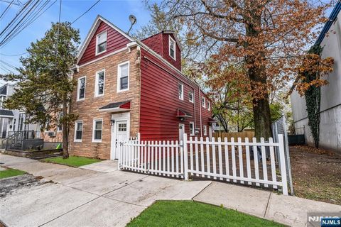 Photo of 502 20th Street, Newark, NJ 07103 (MLS # 25041131)