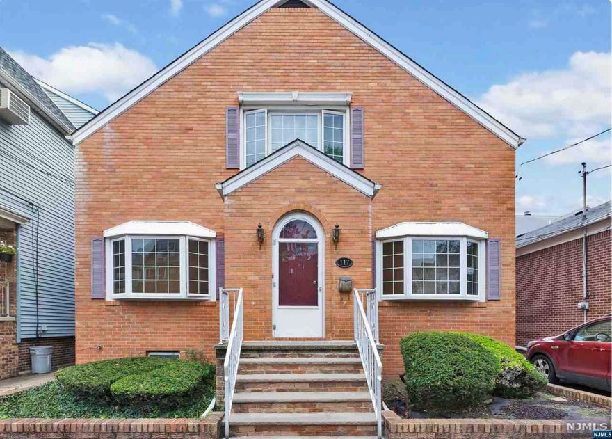 Stunning 2-family home with hardwood floors and located near the 8th Street lightrail station. The first floor includes a kitchen,a renovated bathroom, 3 bedrooms and a living/dining room. The second floor features a large kitchen with a walk-in pantry, living/dining room, 3 bedrooms -one of them equipped with a lengthy walk-in closet. The basement has partially finished with a full bathroom This property includes a detached garage with room for 2 cars in the rear and a driveway with room for 3 cars in the front.