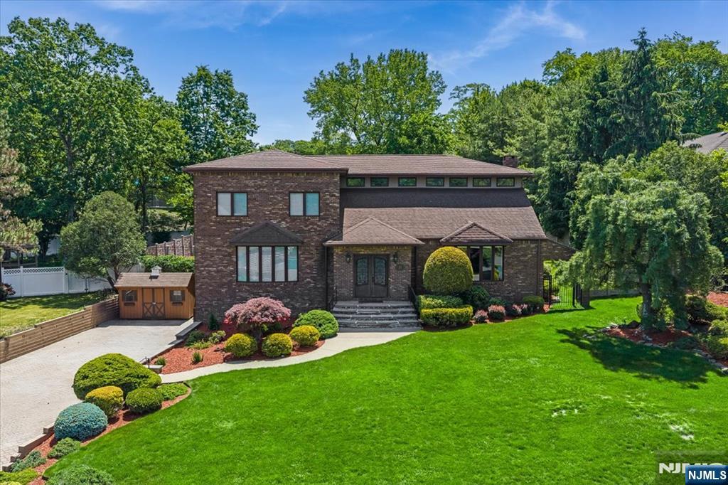 Photo of 31 Forest Hills Way, Cedar Grove, NJ 07009 (MLS # 26019946)