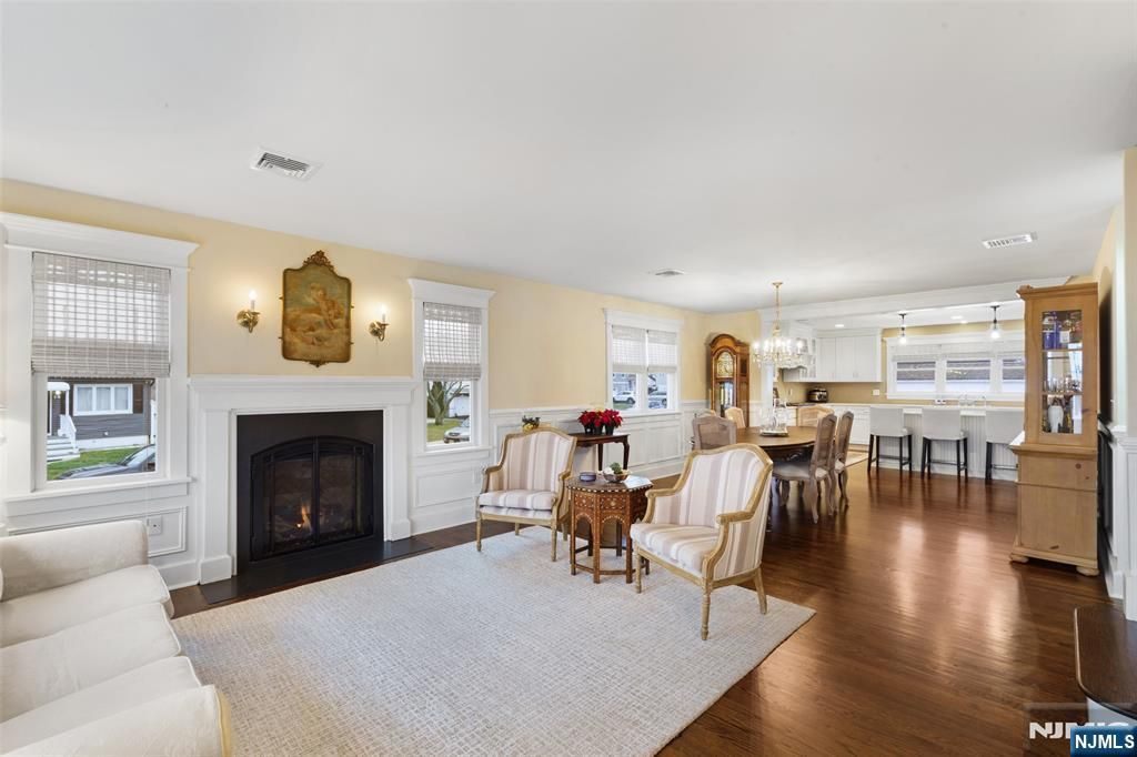 Photo of 15 Moore Place, North Arlington, NJ 07031 (MLS # 26001161)