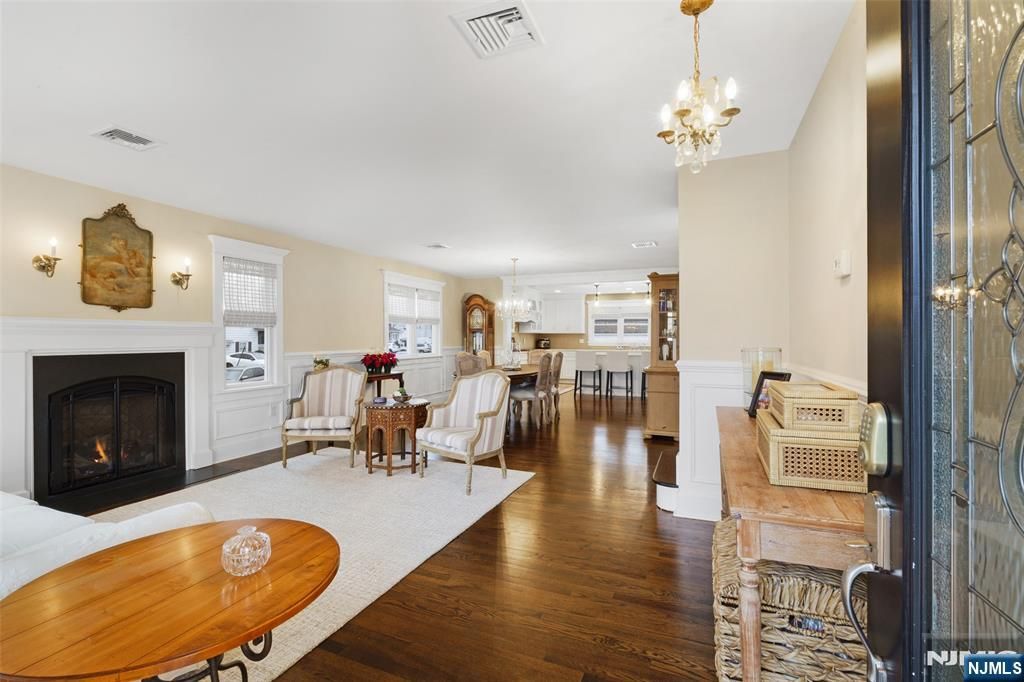 Photo of 15 Moore Place, North Arlington, NJ 07031 (MLS # 26001161)