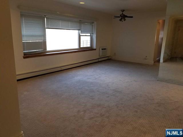1575 Center Avenue 4B