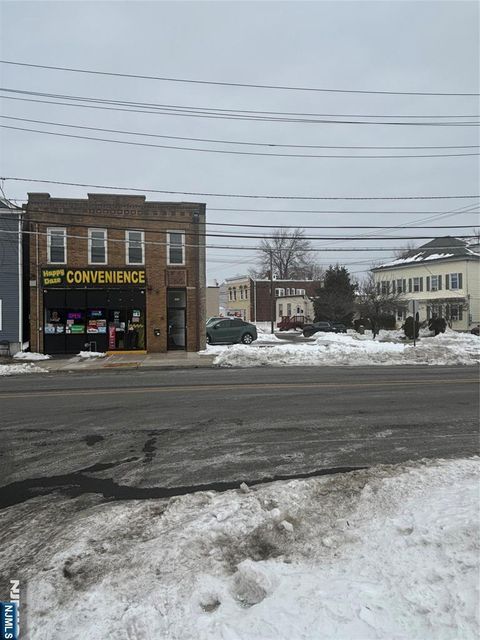 397 Passaic Avenue Lodi NJ 07644