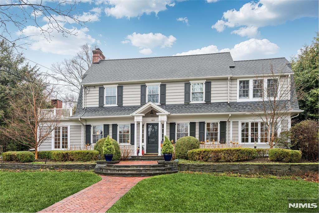 Photo of 163 Phelps Road, Ridgewood Village, NJ 07450 (MLS # 26008679)