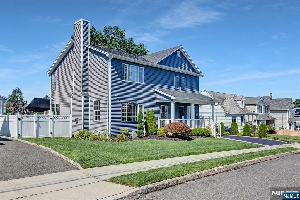 238 Walter Avenue