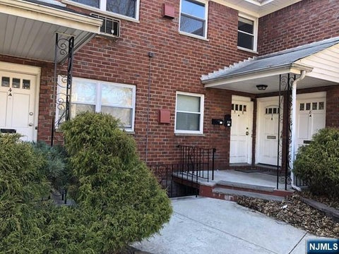 Photo of 300 E Homestead AVE #A5, Palisades Park, NJ 07650 (MLS # 26034236)