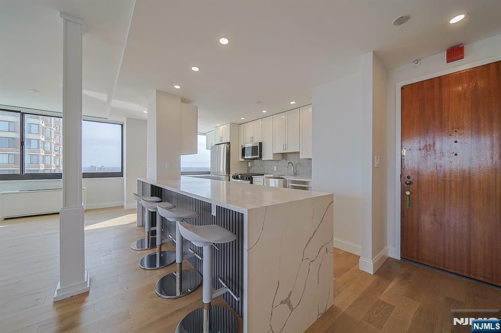 200 Old Palisade Road 19B