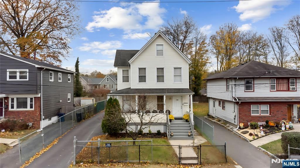 338-340 Manson Place