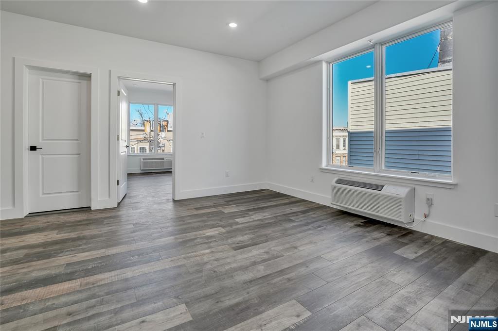 Homes for Sale in Northern NJ | ThisIsRiverEdge.com 521 10th Street B2