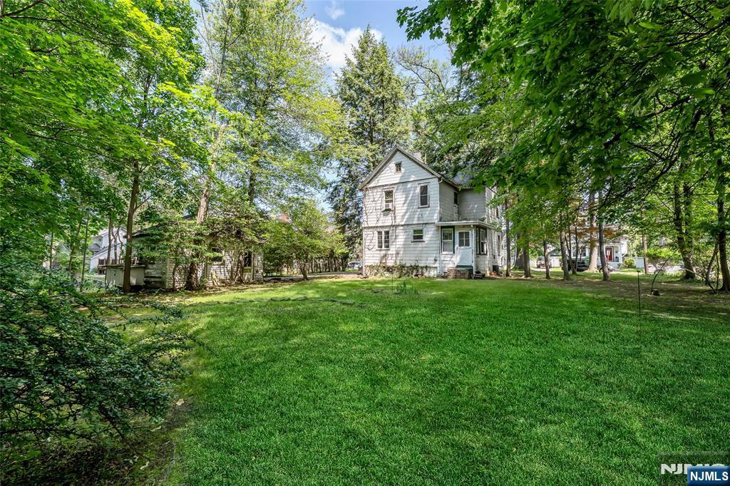 168 Holland Avenue