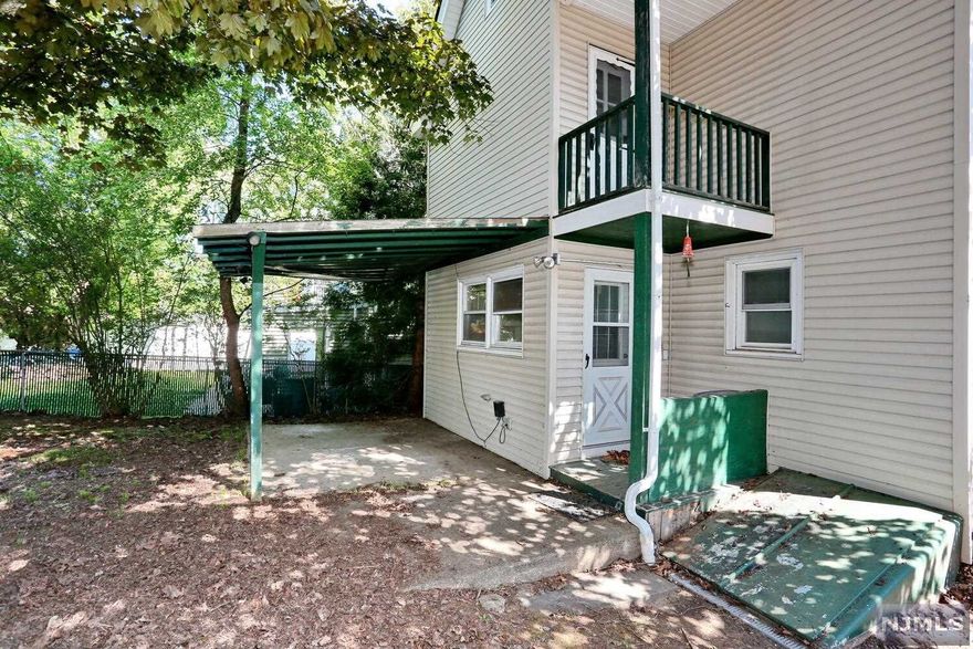 HUD Home. Sold 'AS IS' by elec. bid only. Prop avail 7/5/22. Bids due by 11:59 PM Central Time daily until sold. FHA Case #352 - 780412. Buyer to verify all info.