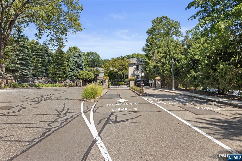 311 Bellaire Drive