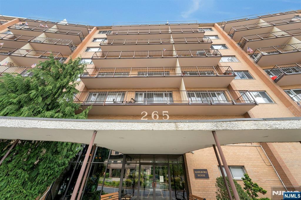 265 Main Street 209