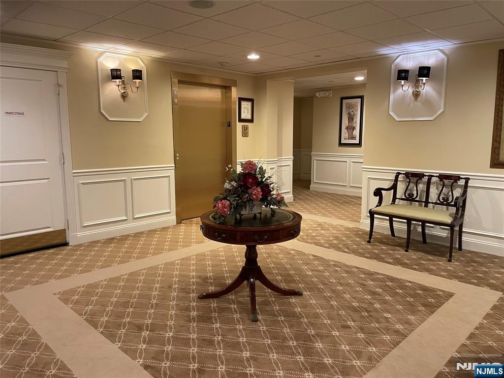 Rochelle Park, New Jersey 07662, United States, 2 Bedrooms Bedrooms, ,2 BathroomsBathrooms,Residential,Active,160612