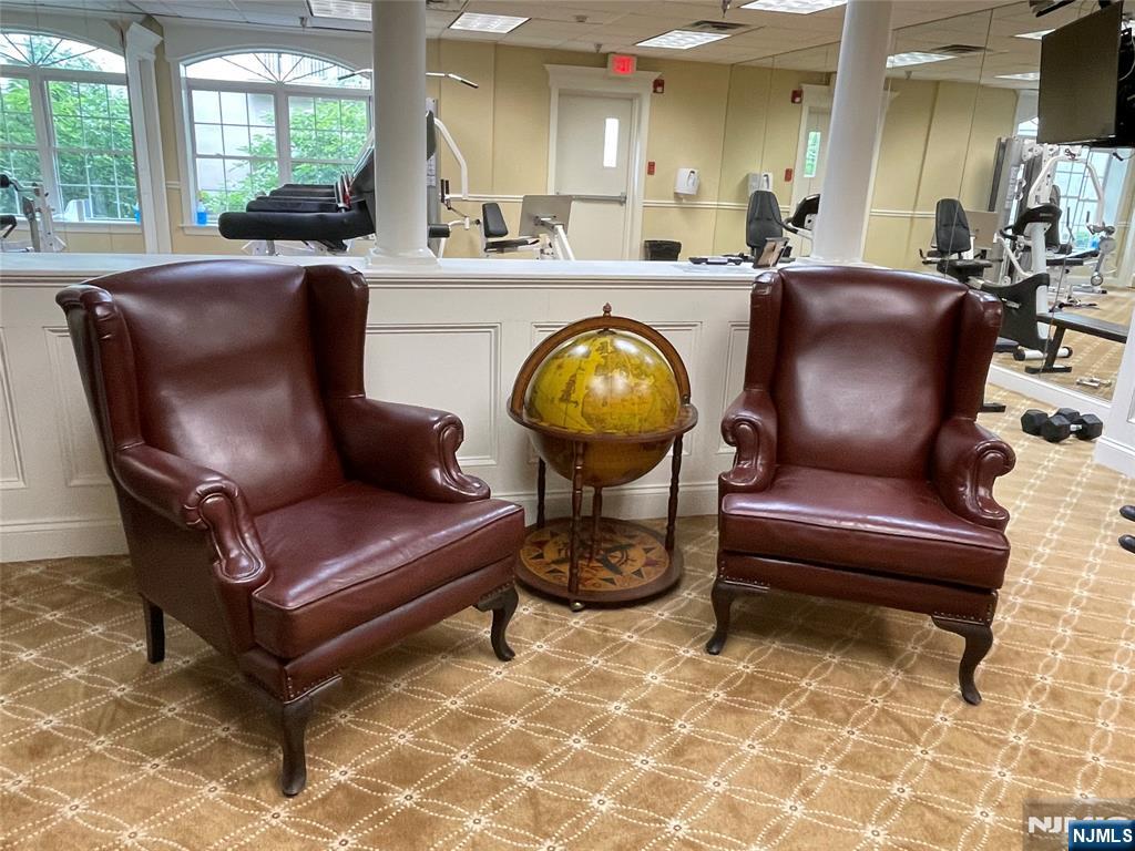 Rochelle Park, New Jersey 07662, United States, 2 Bedrooms Bedrooms, ,2 BathroomsBathrooms,Residential,Active,160612