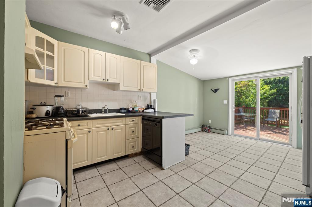 405 Clifton Boulevard