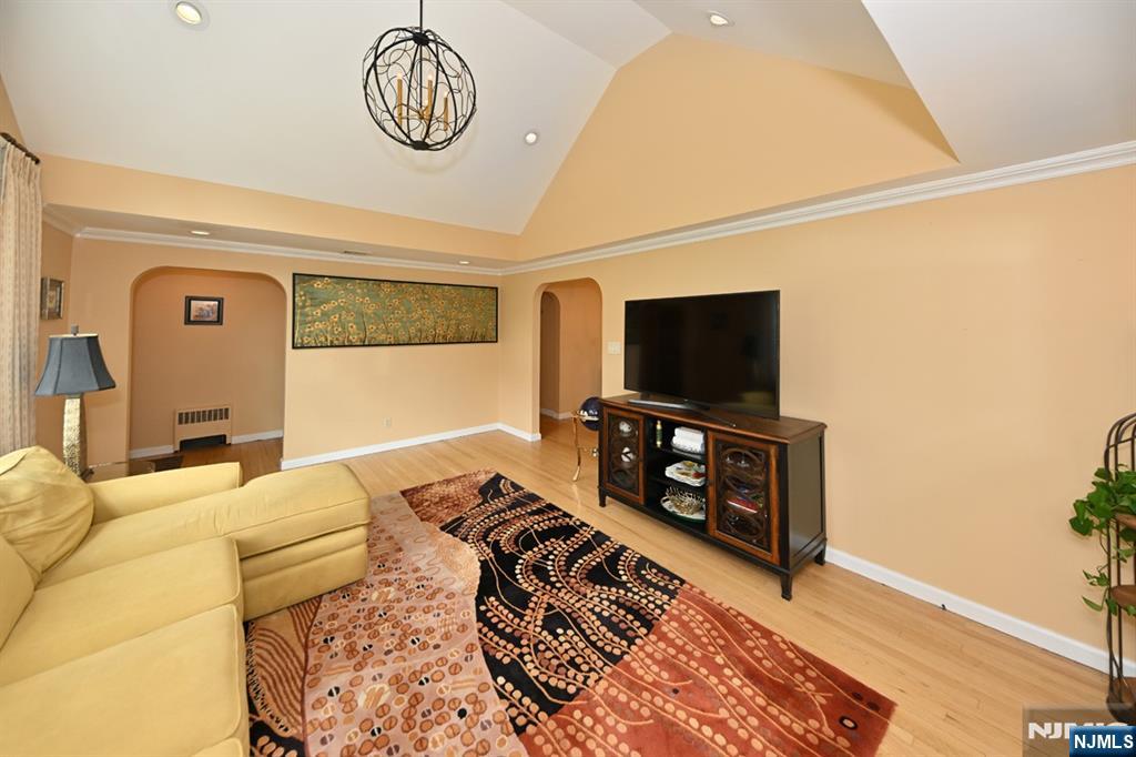 306 Sunset Boulevard