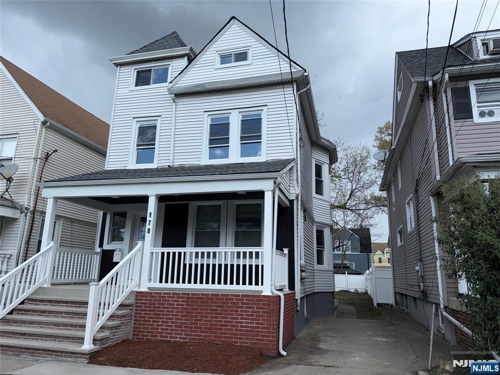 178 Berry Street
