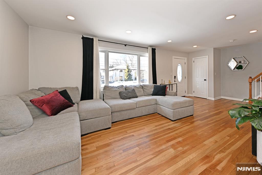 262 Spring Valley Avenue