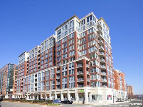 1125 Maxwell Lane 624 Hoboken NJ 07030