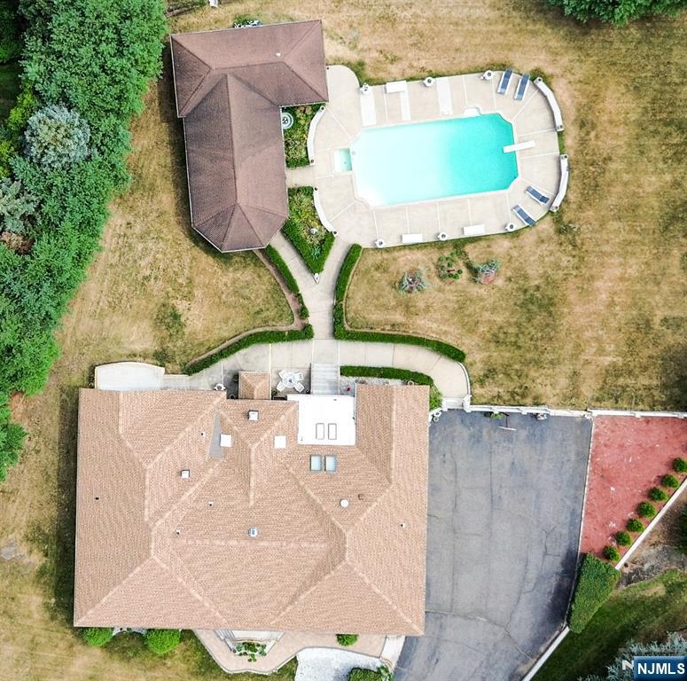 8 Lookout Point Trail