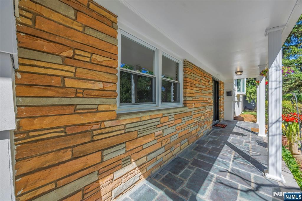 5 Fairview Avenue