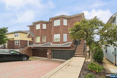Photo of 110 Edsall Avenue #B, Palisades Park, NJ 07650 (MLS # 25037605)