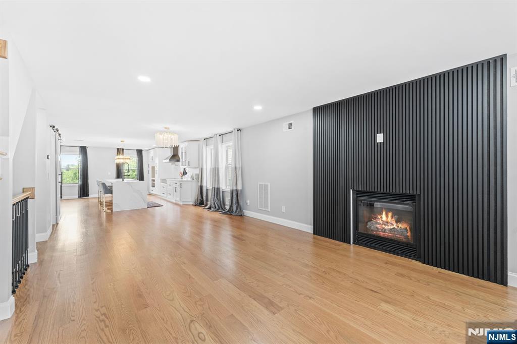 138 Farnham B