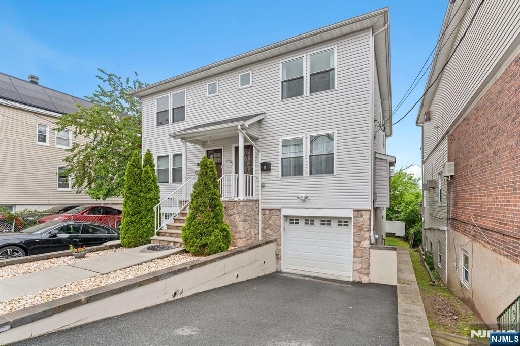 138 Farnham B