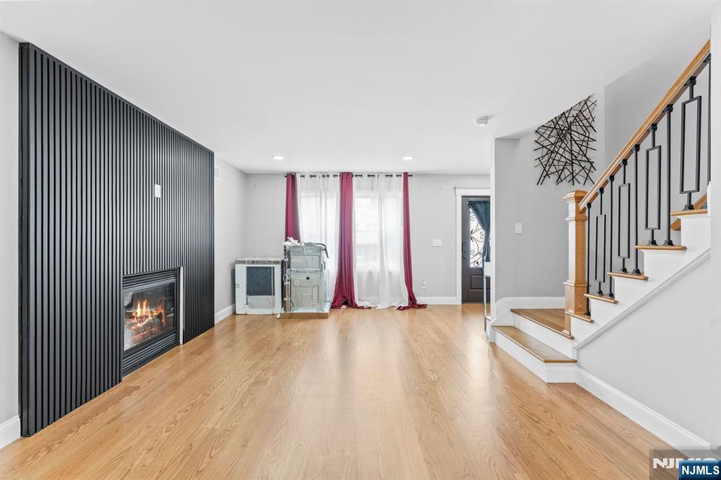 138 Farnham B