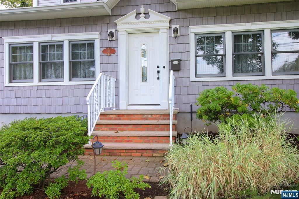 Photo of 314 Knickerbocker Road, Tenafly, NJ 07670 (MLS # 26002483)