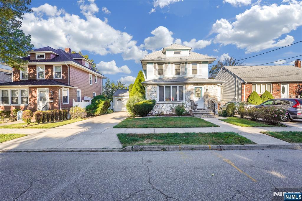 Property for Sale at 405 Abbott Avenue, Ridgefield, New Jersey - Bedrooms: 3 
Bathrooms: 3 
Rooms: 10  - $649,000