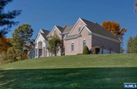 6 Trout Brook Court Chester Township NJ 07930