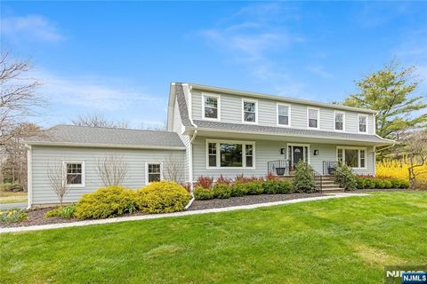 Photo of 68 Burnwood Lane, Upper Saddle River, NJ 07458 (MLS # 26012791)