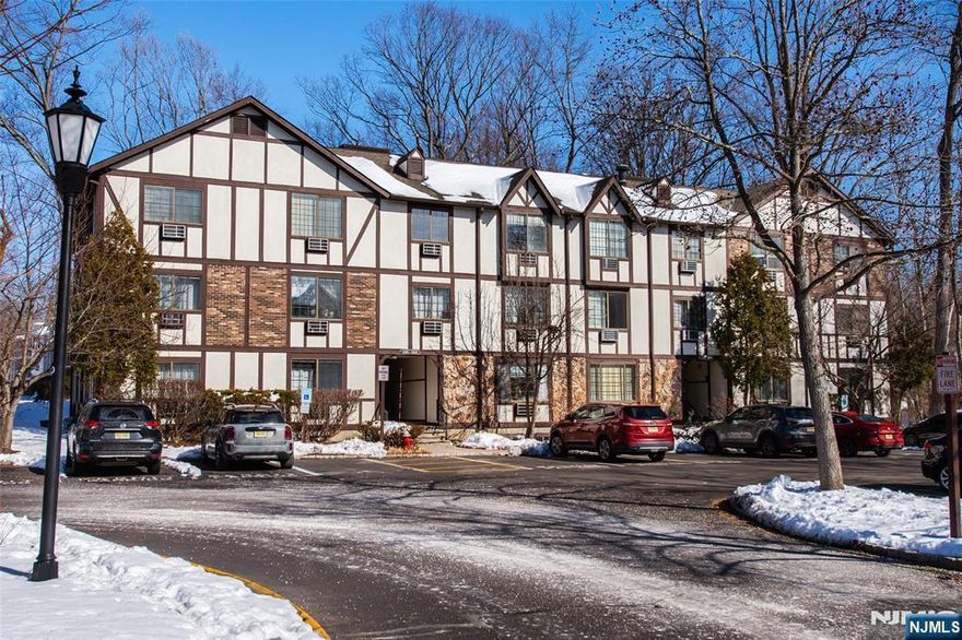 Rare three-bedroom, one-bath condominium located in Mahwah. This spacious unit offers a functional layout with generous living and dining areas and abundant natural light throughout. The kitchen provides ample cabinet storage and workspace. Three well-proportioned bedrooms offer flexibility for guests, home office, or additional living needs. The full bathroom is conveniently located. Ideally situated near shopping, dining, parks, and major highways, providing ease of commuting. A unique opportunity to own a three-bedroom condo in a desirable Mahwah location.