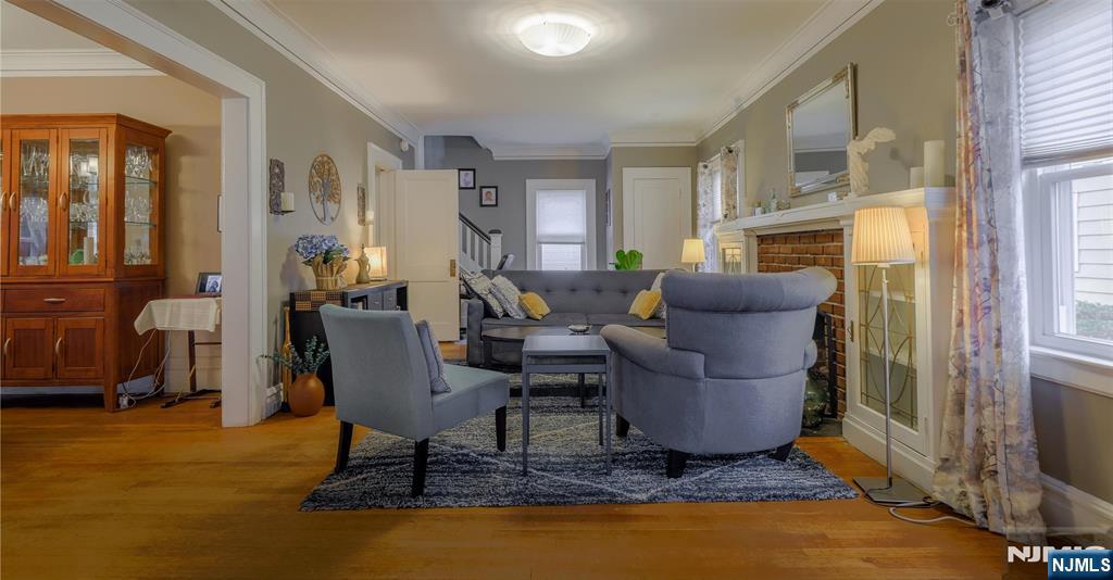 383 Park Avenue