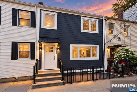 Photo of 419 2nd Street, Jersey City, NJ 07302 (MLS # 26039339)