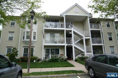Photo of 170 Linden St #170, Mahwah, NJ 07430 (MLS # 26022477)