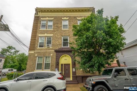 Photo of 290 Ogden ST #1003, Orange, NJ 07050 (MLS # 26032339)