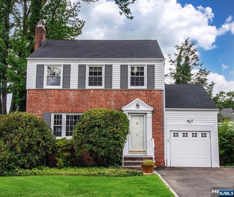 51 Stanley Avenue Nutley NJ 07110