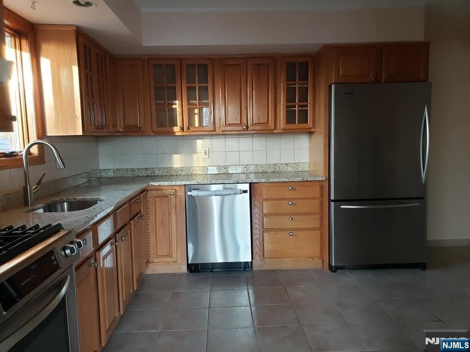 505 Fairview Terrace 2