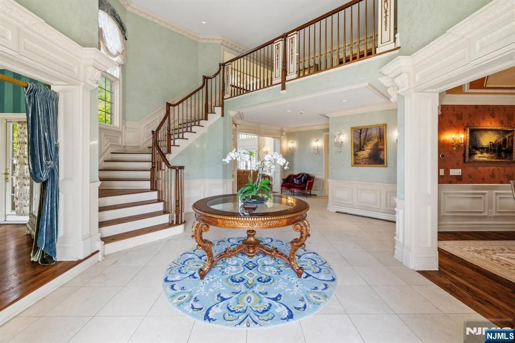 27 Roberts Road