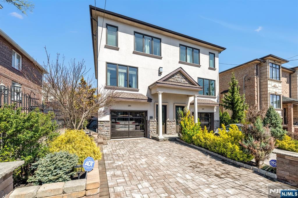 251 Park Avenue, Cliffside Park, New Jersey - 3 Bedrooms  
3.5 Bathrooms - 