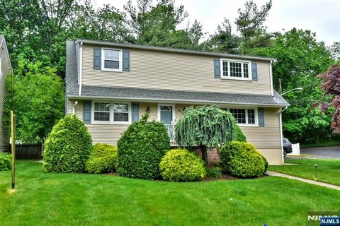 Photo of 8 Royal Avenue, Hawthorne, NJ 07506 (MLS # 26011915)